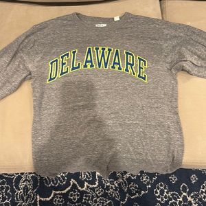 Long sleeve, soft gray T-shirt. Classic fit-size small